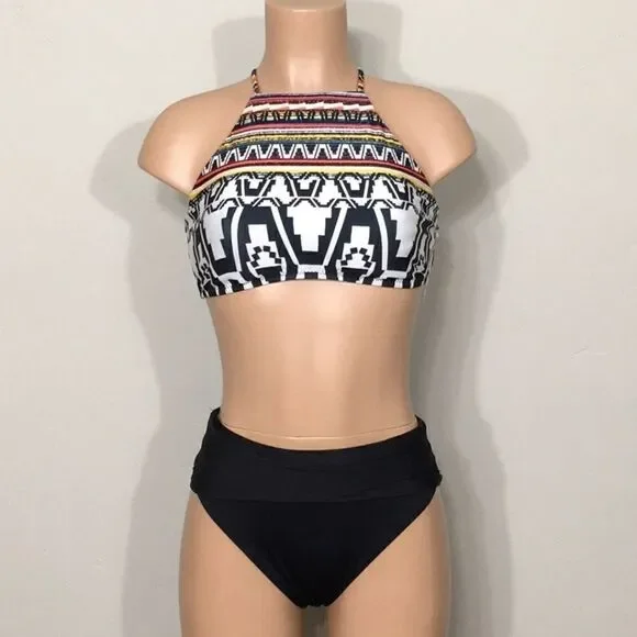 BECCA Medium bikini top . NWT - Picture 7 of 13